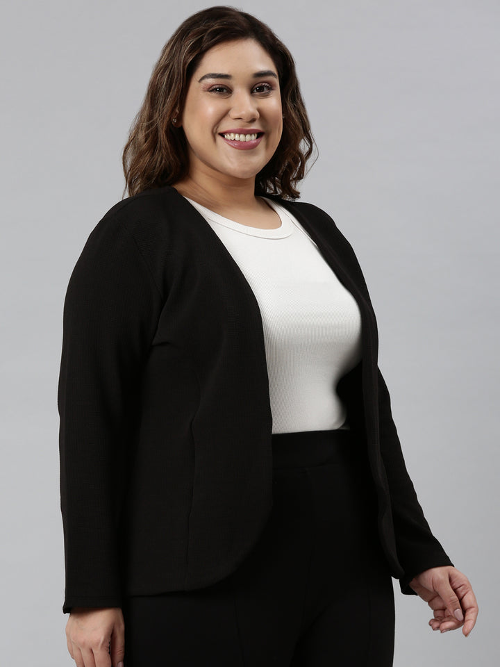 BLACK EMBOSSED OPEN FORMAL JACKET