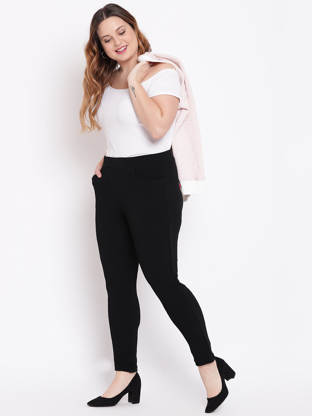 BLACK EMBOSSED STRETCH PANTS