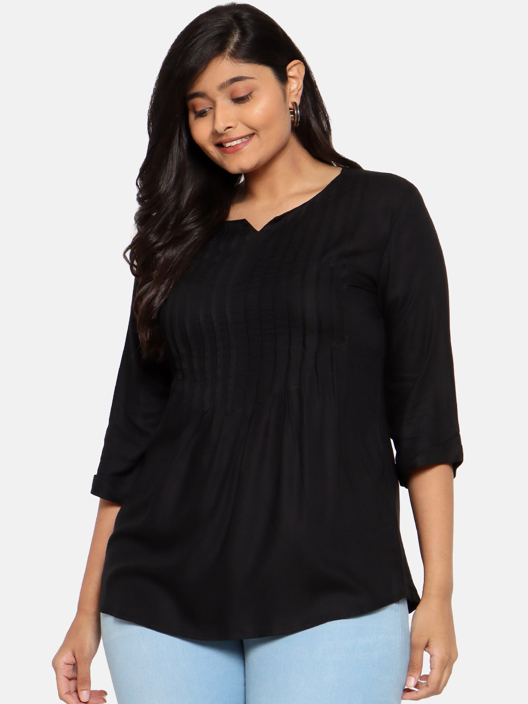 BLACK FRONT PLEAT TOP