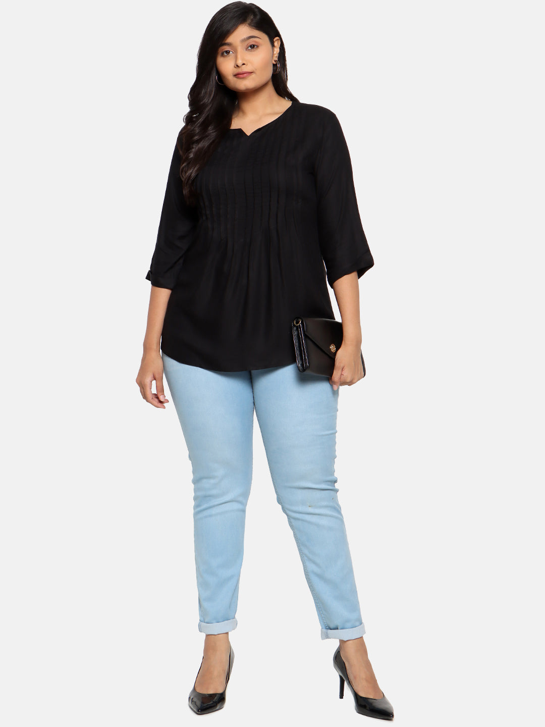 BLACK FRONT PLEAT TOP