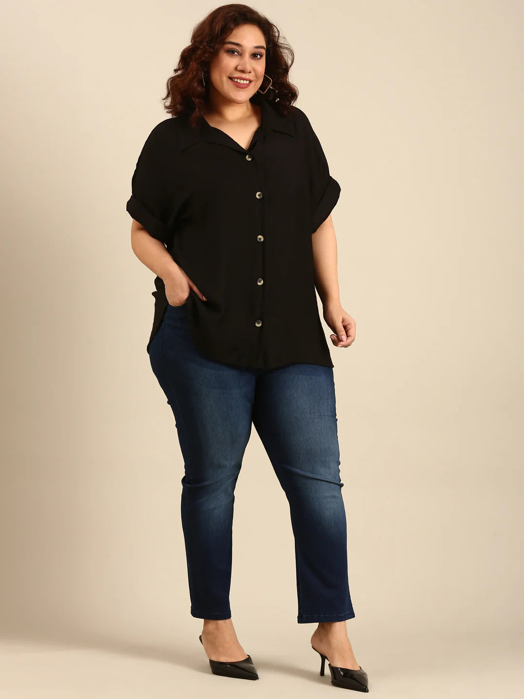 Classic Contrast Set – Black Shirt with Navy Jeans (2-Piece)1