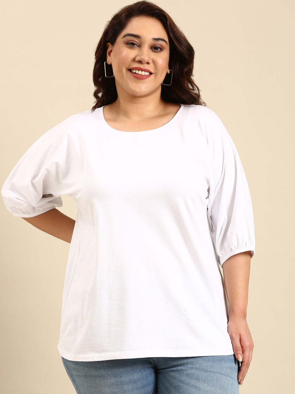 WHITE ROUND NECK T-SHIRT