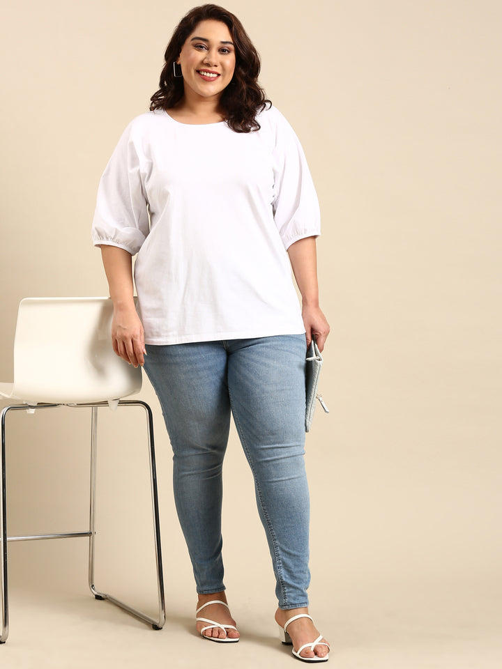 WHITE ROUND NECK T-SHIRT