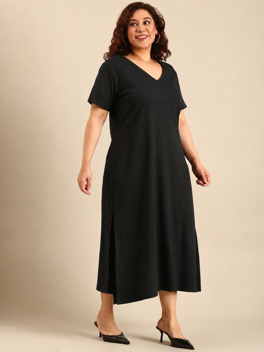 Black Cotton V-Neck Maxi Dress