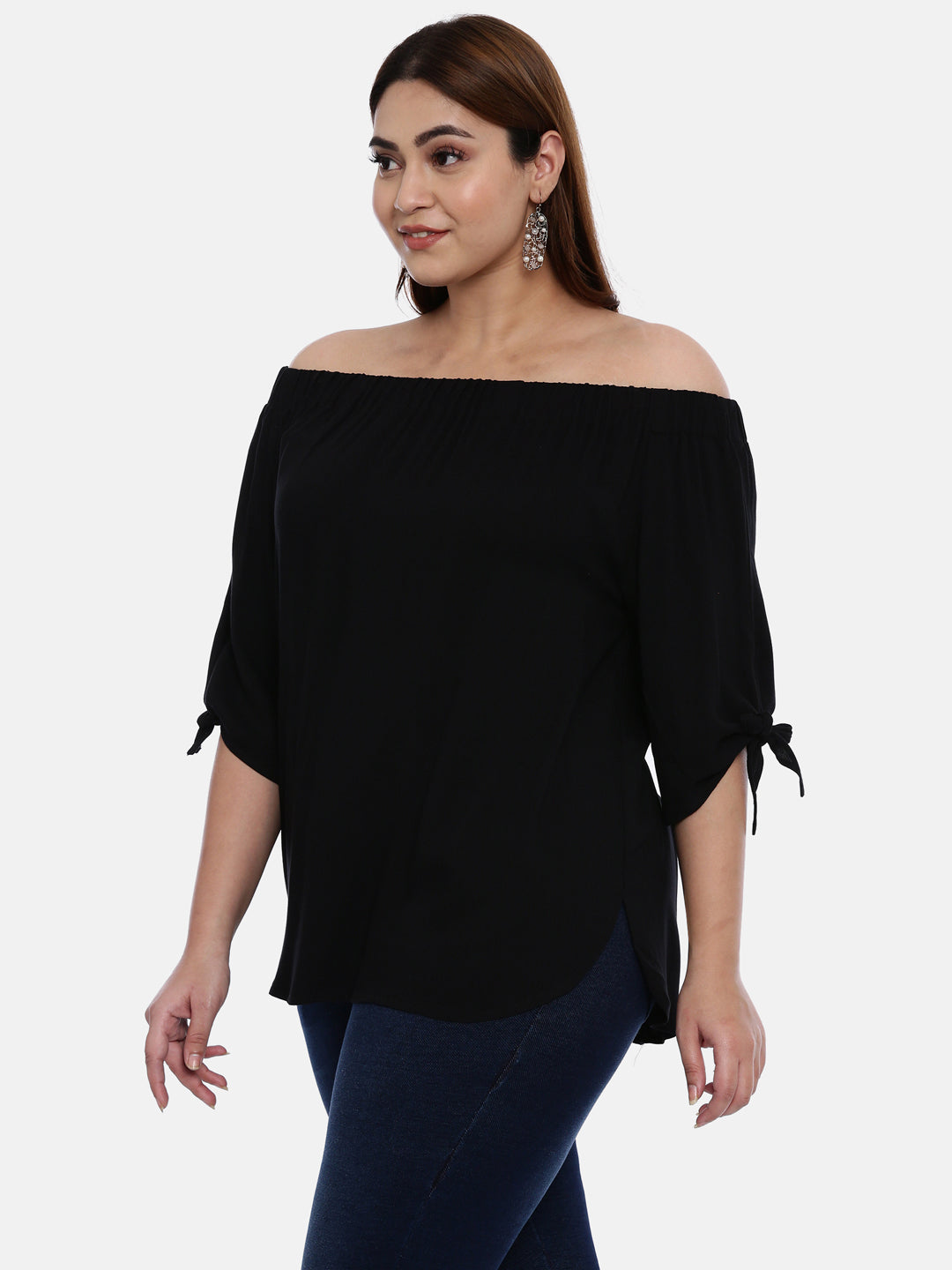 BLACK SOLID OFF SHOULDER TOP
