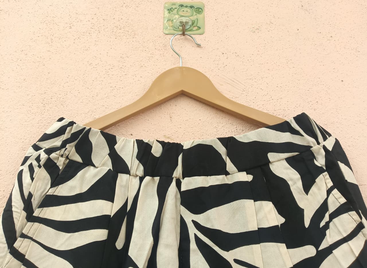 Black & White Print Relaxed Shorts