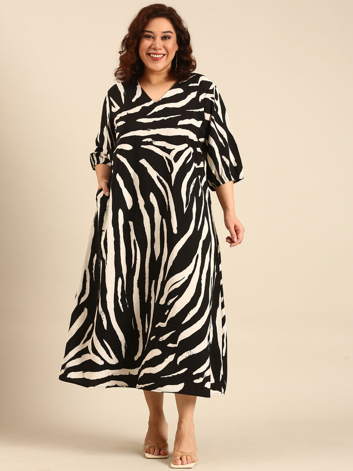 Abstract Print Maxi Dress