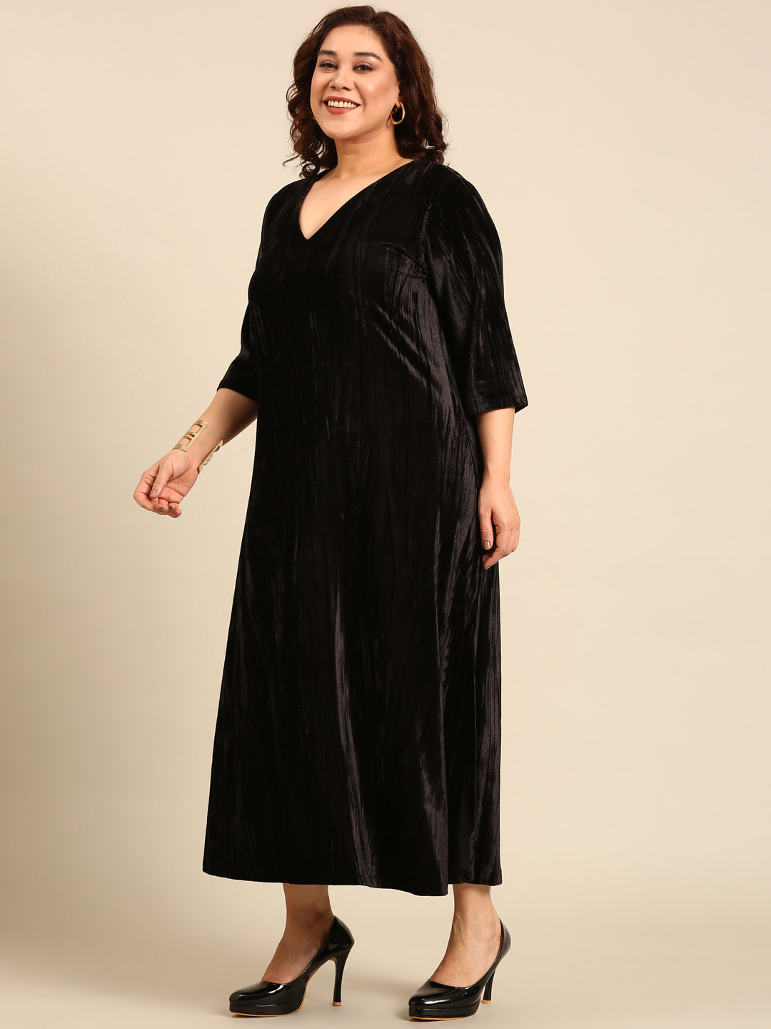 Black Pleated Velvet A-line Dress