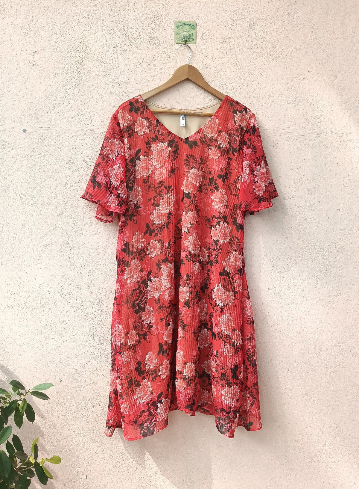 Red Floral Print V-Neck Dress