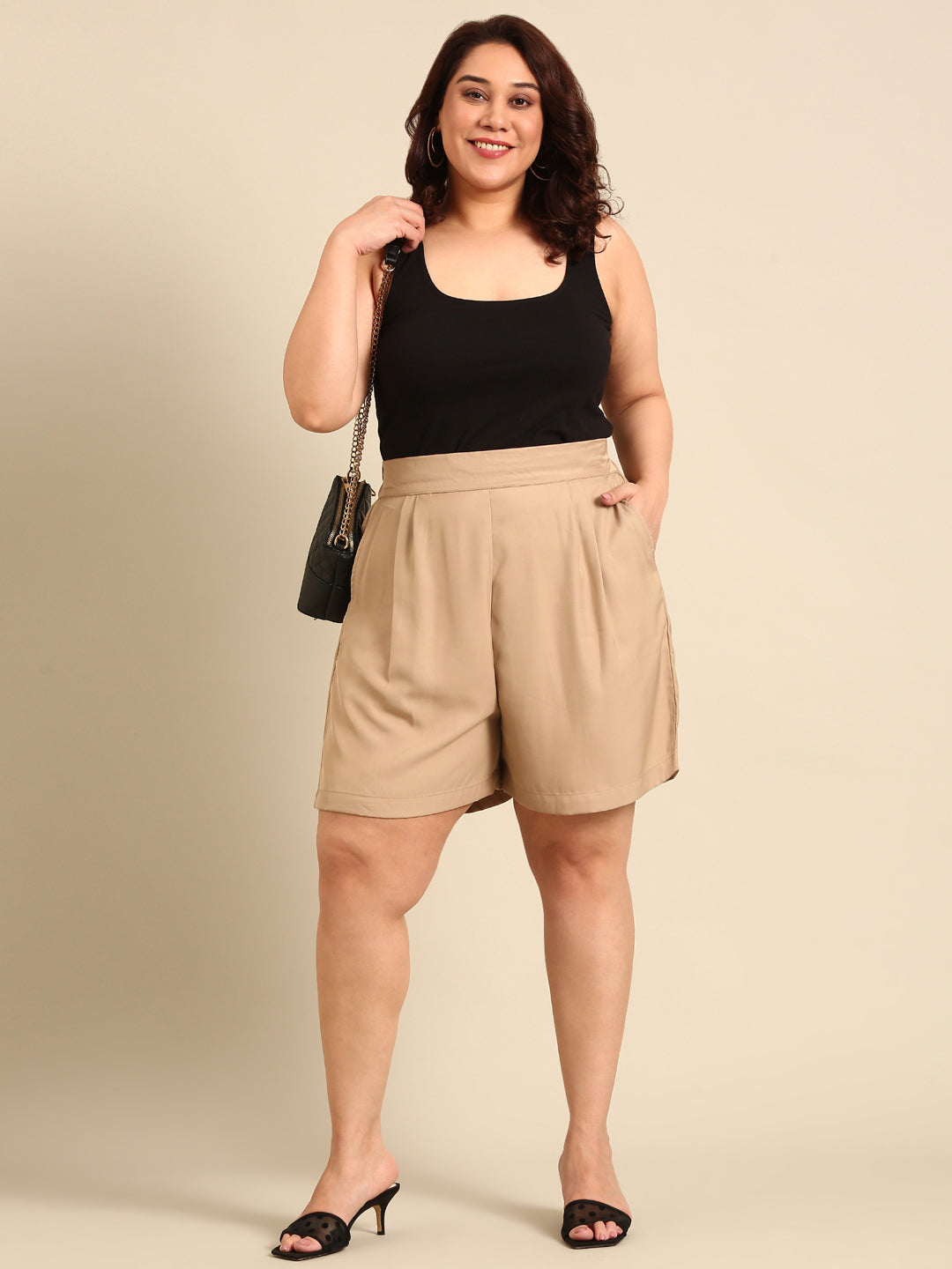 Biege Twill Solid Shorts