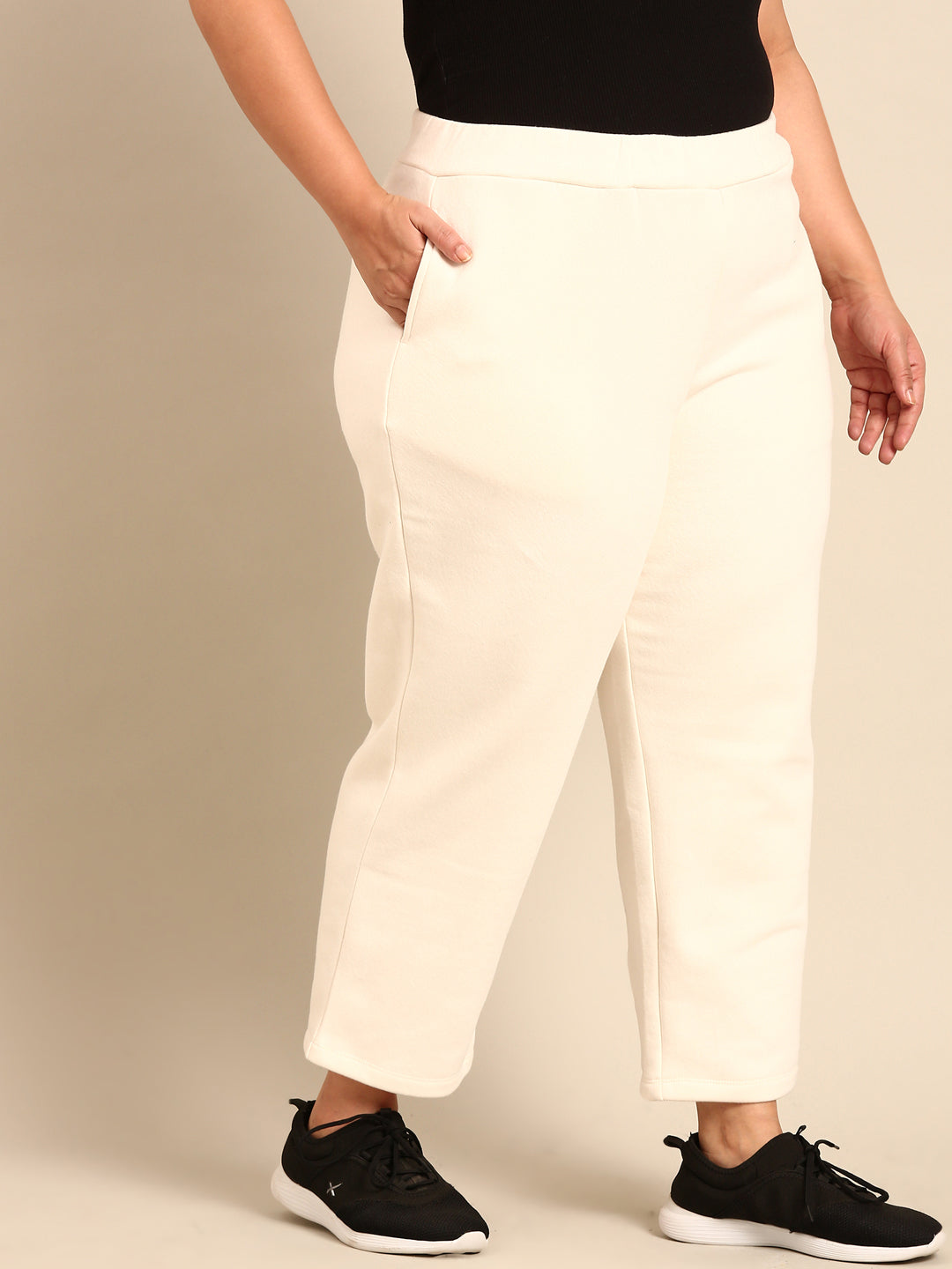 WHITE SOFT, COMFORTABLE LOUNGE TRACK PANT