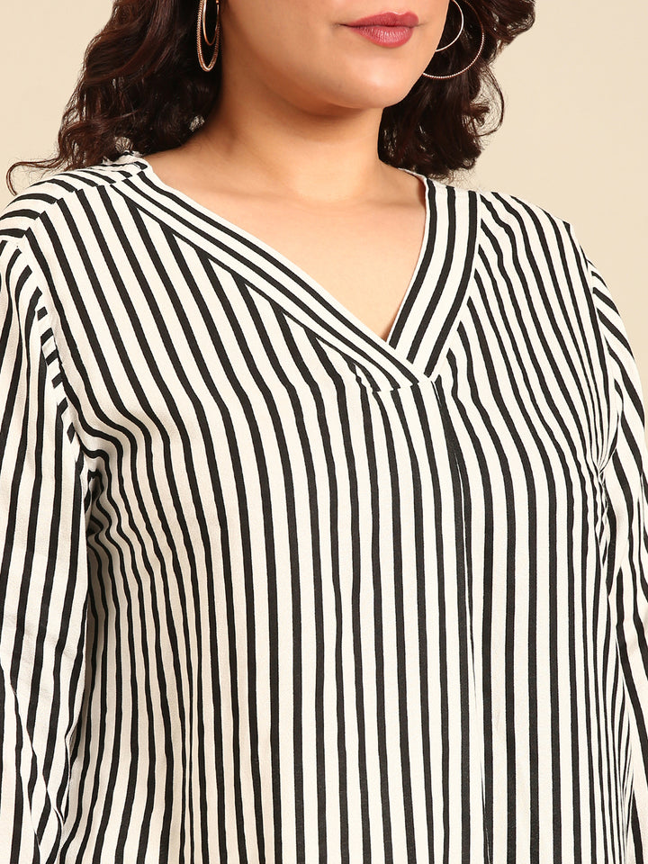 Black And White Stripe V-Neck Top