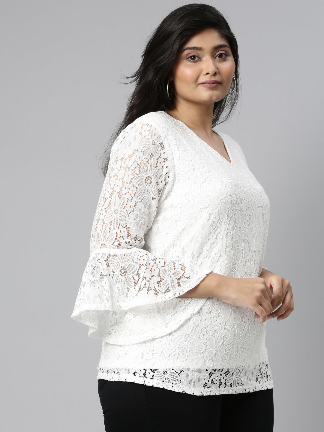 WHITE FLORAL LACE TOP