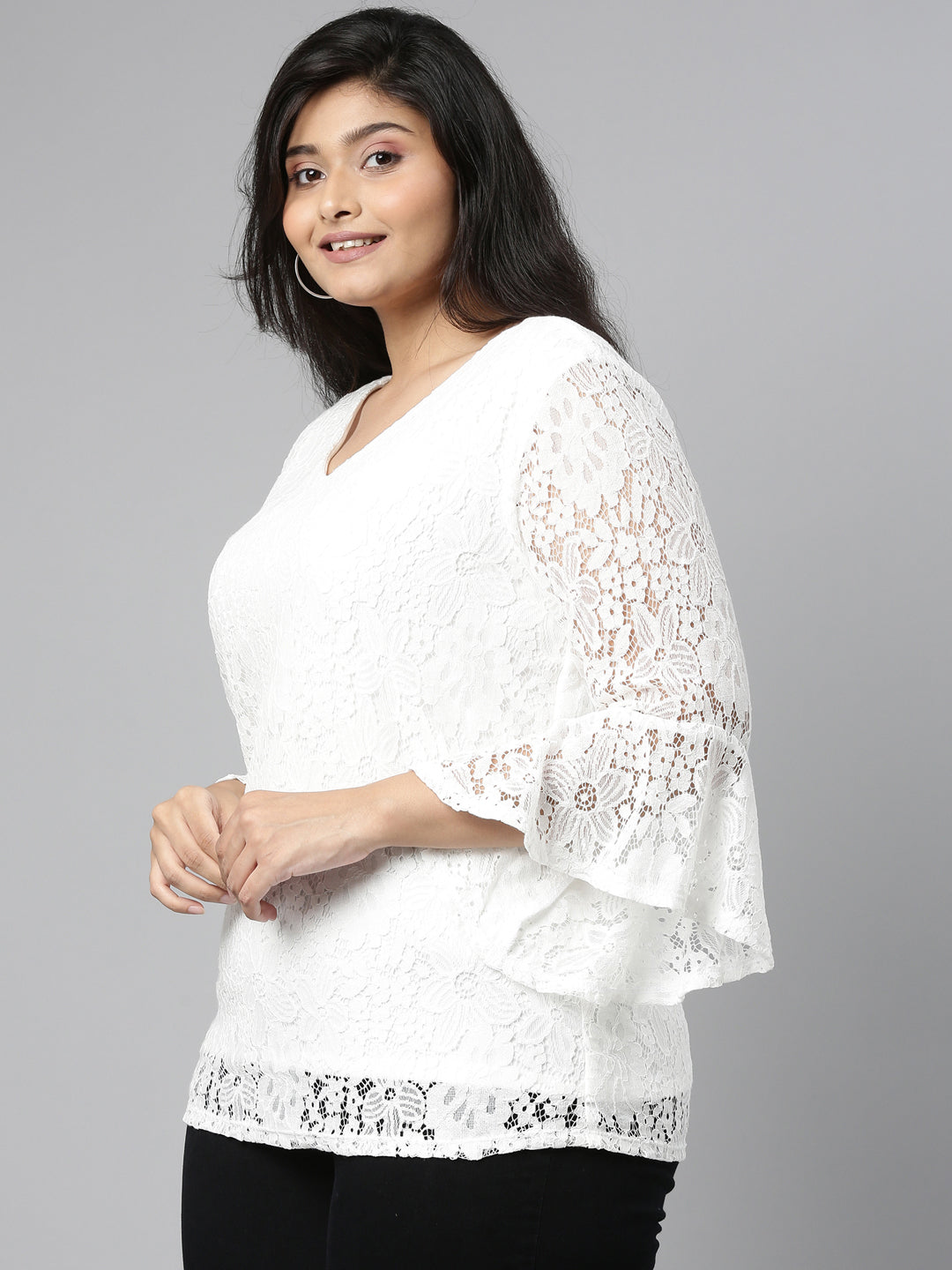 WHITE FLORAL LACE TOP