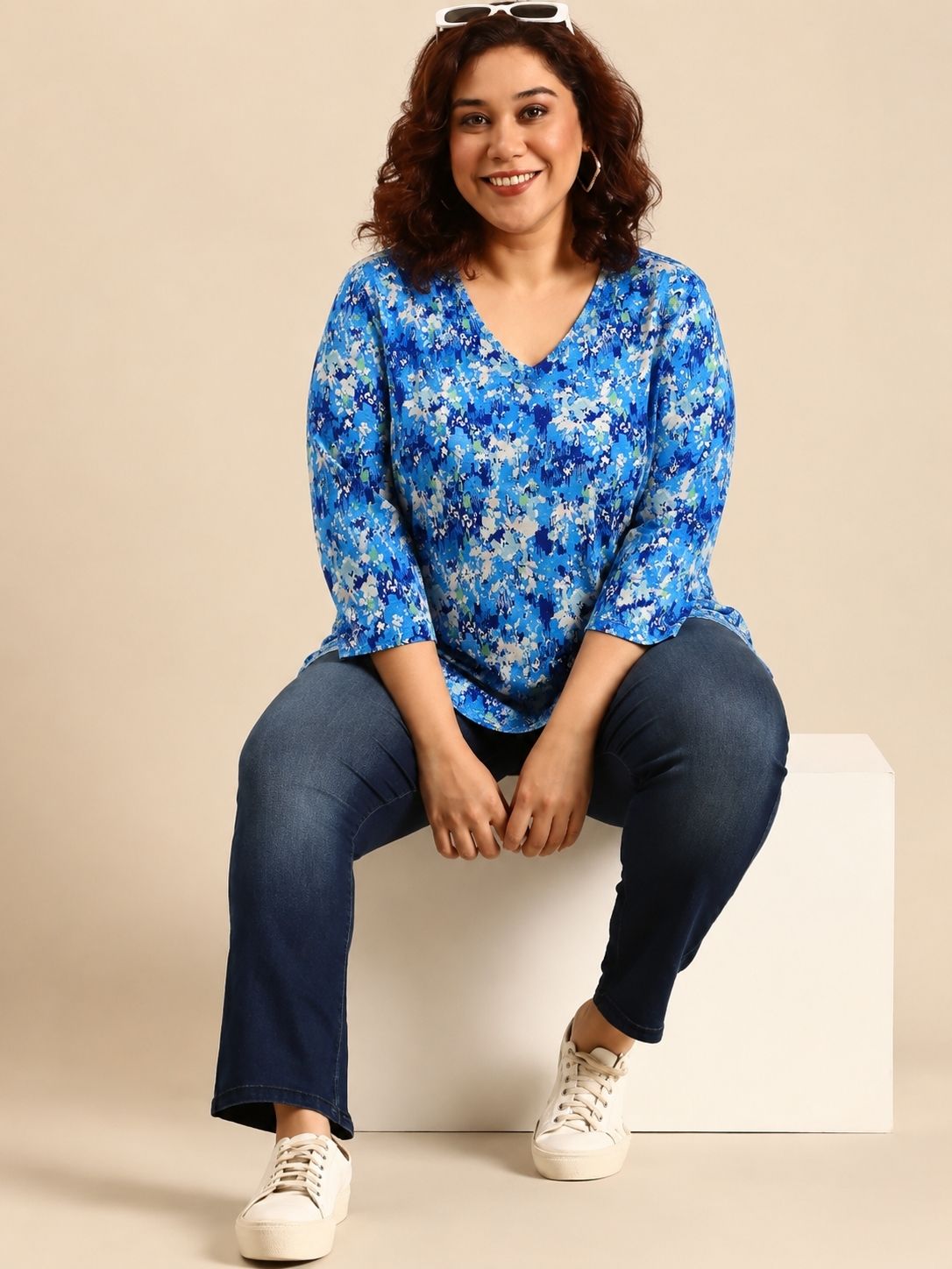 Blue Abstract Floral Print V-Neck T-Shirt