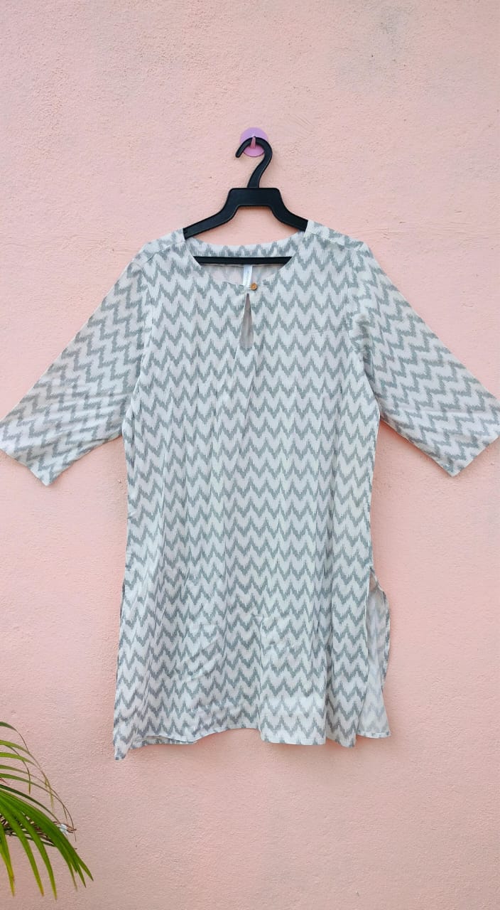 White Zigzag Short Kurta