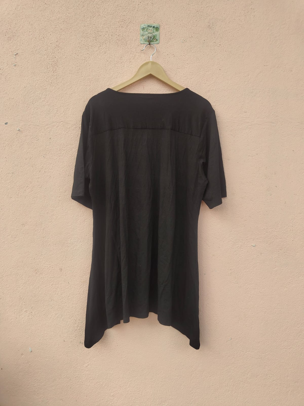Black Round Neck T-Shirt