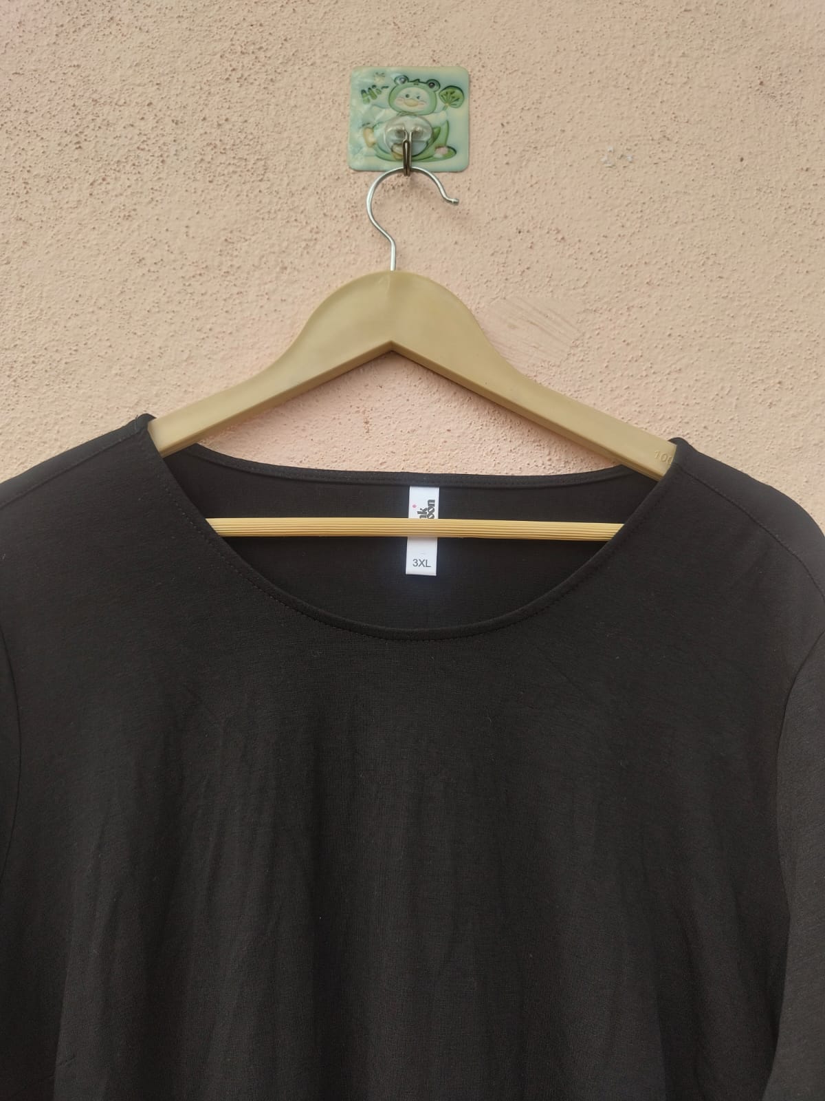 Black Round Neck T-Shirt