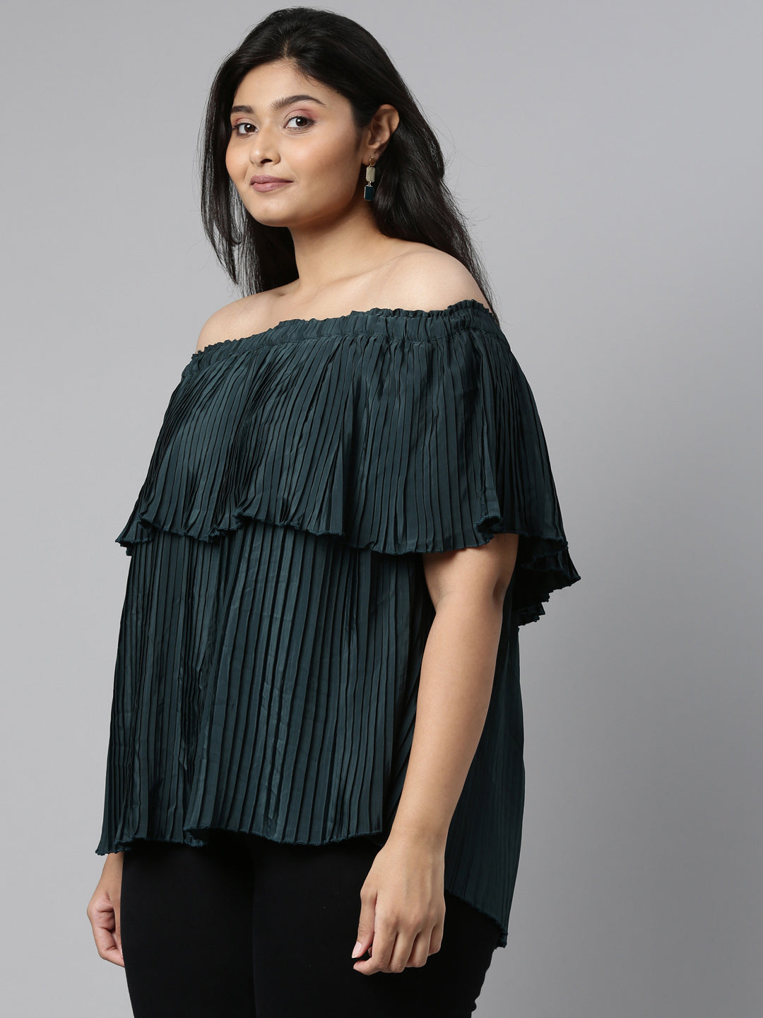 GREEN PLEATED OFF-SHOULDER TOP